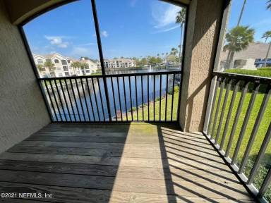 Main picture of 300 Boardwalk Dr