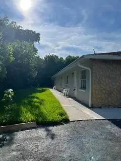 Main picture of 4430 Gulfstream Dr