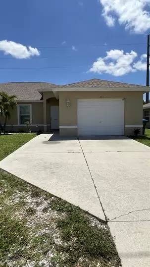 Main picture of 313 NE 24th Ave