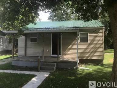 Main picture of 1106 N Leland Ave
