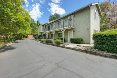 Main picture of 161 Brewery Ln