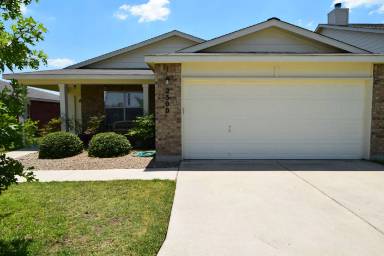 Main picture of 2300 Maedell Dr