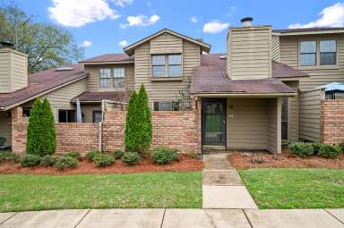 Main picture of Loma Alta Townhomes