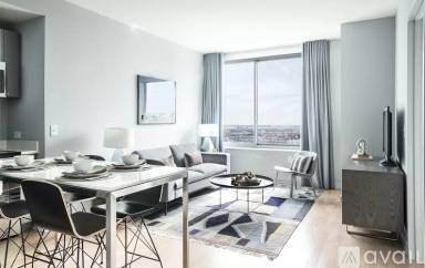 Main picture of 617 Pavonia Ave