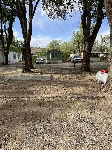 Main picture of 222 Airport Dr