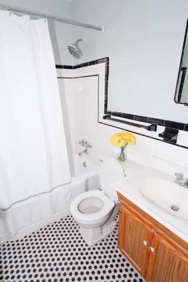 Main picture of Long Meadow Apartment Complex