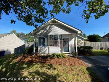 Main picture of 2449 Stratford Crossing Dr