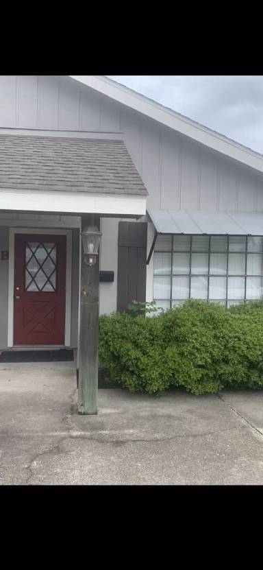 Main picture of 2713 Hodges St