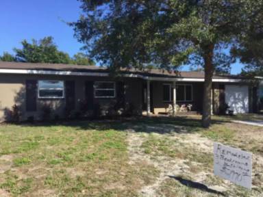 Main picture of 2199 Indian Ave N