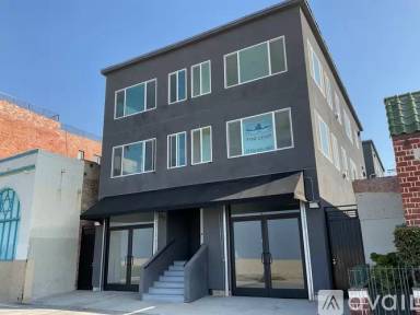Main picture of 511 Ocean Front Walk