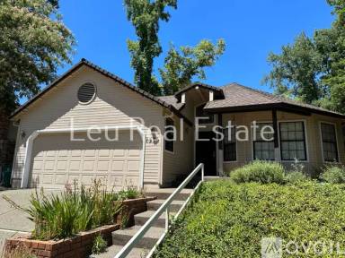 Main picture of 1339 Village Ln