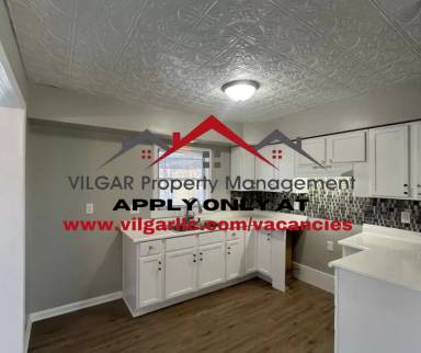 Main picture of 941 Burr St