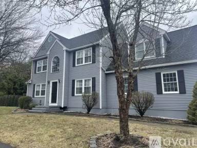 Main picture of 18 Kenney Ln