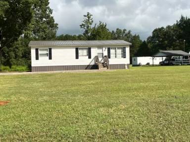 Main picture of 131 Wood Church Rd