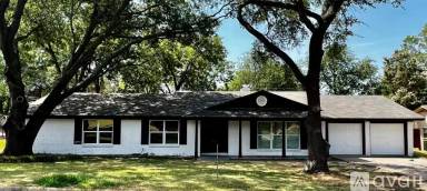 Main picture of 8117 Rush St