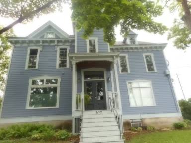 Main picture of 307 Walnut St