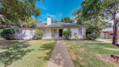 Main picture of 516 Kyle Ave