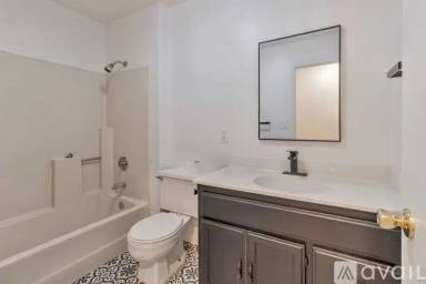 Main picture of 255 Fanyon St