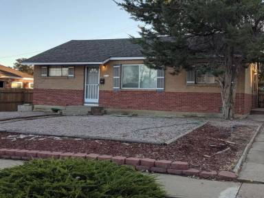 Main picture of 2940 Eppinger Blvd