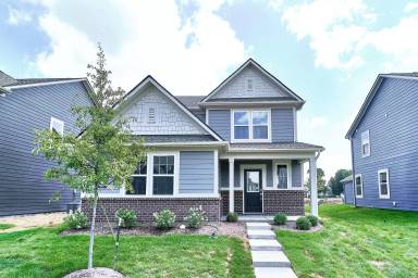 Main picture of 425 Eisenhower St