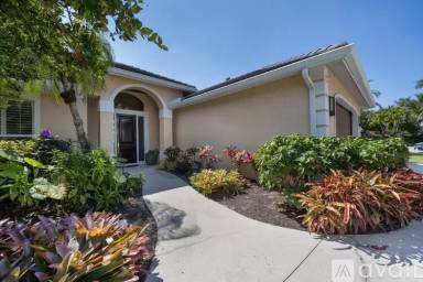 Main picture of 600 Port Side Dr