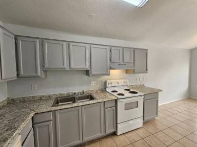 Main picture of 2227 Nantucket Village Dr