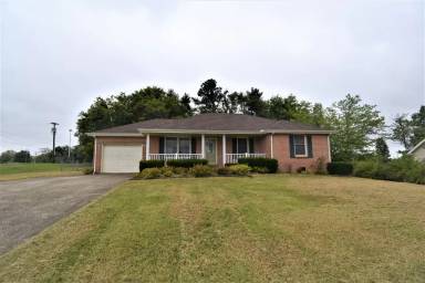 Main picture of 444 Kelsey Dr