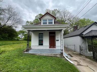 Main picture of 4262 Carlin St