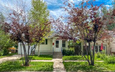 Main picture of 1210 E Park Ave