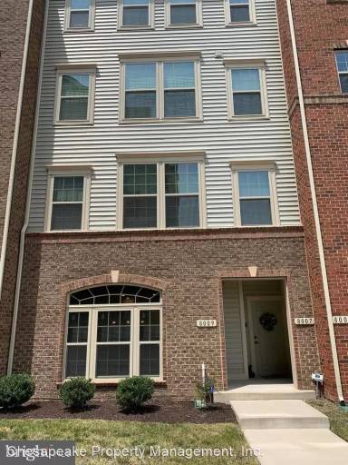 Main picture of 8009-8011 Orchard Grove Rd