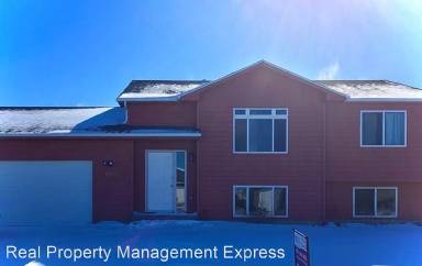 Main picture of 7205 W 66th St