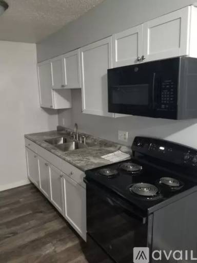 Main picture of 1112 Oakview Dr