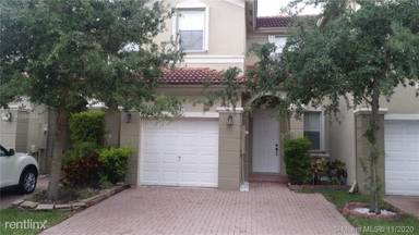 Main picture of 8127 NW 108th Pl