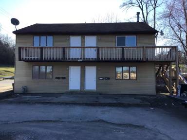 Main picture of 301 W Maiden St