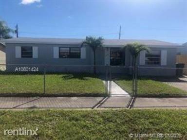 Main picture of 10770 SW 222nd St