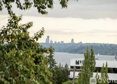Main picture of 11802 98th Ave NE