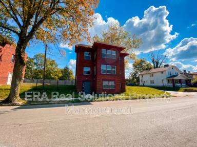 Main picture of 1092 Oakwood Ave