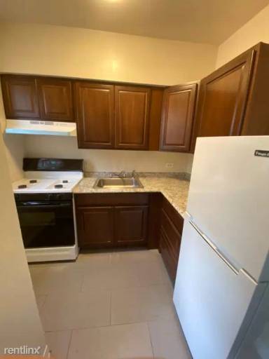 Main picture of 114 N Parkside Ave