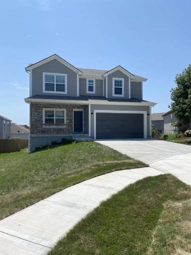 Main picture of 20209 E 23rd Ter Ct S