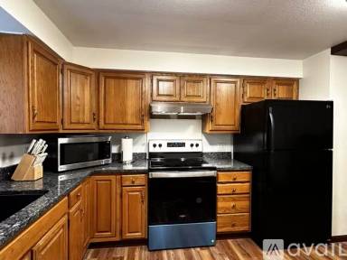 Main picture of 2244 Boniface Pkwy