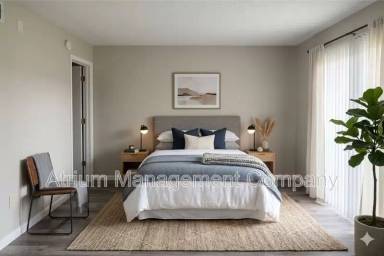 Main picture of 5305 N Boulevard