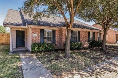 Main picture of 2112 Hidden Hollow Cir