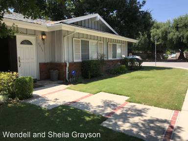 Main picture of 9855 Glade Ave