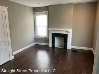 Main picture of 2756 Markbreit Ave