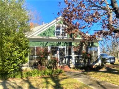 Main picture of 4140 Atlanta St