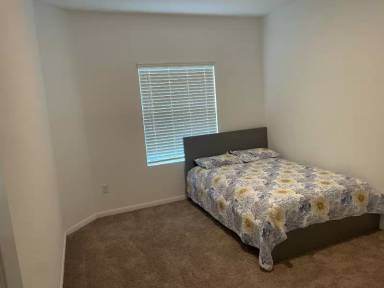 Main picture of 1050 Crenshaw Way