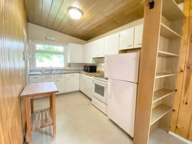 Main picture of 704 N Dicks St
