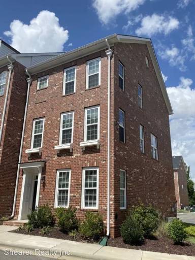 Main picture of 1916 Winpole Ln