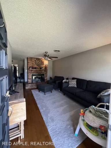 Main picture of 1125 Cornell Dr