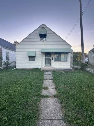 Main picture of 255 S Hague Ave